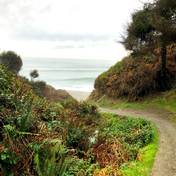 Meet your Posher, KB - Picture 1 of 1